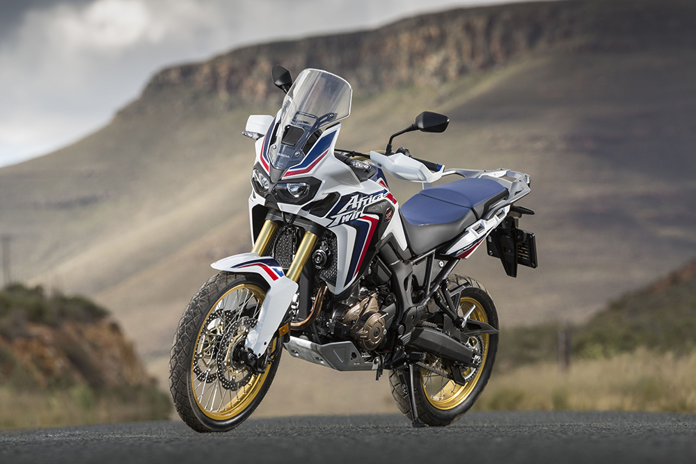 http://www.zabikers.co.za/wp-content/uploads/2015/11/Honda-CRF1000L-AfricaTwin-YM16-044.jpg