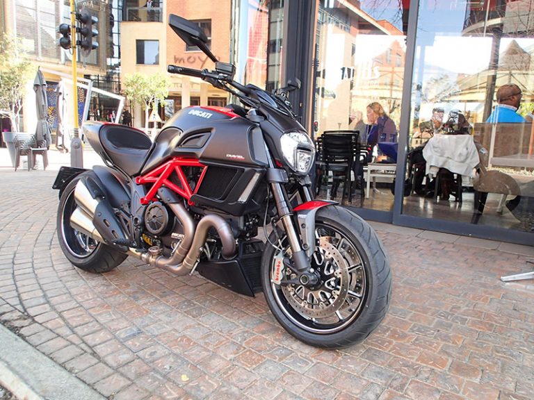 Ride Review: Ducati Diavel