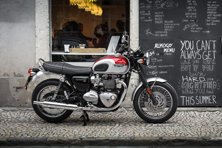 Ride Review: Triumph Bonneville T120