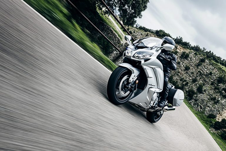Ride Review: Yamaha FJR 1300