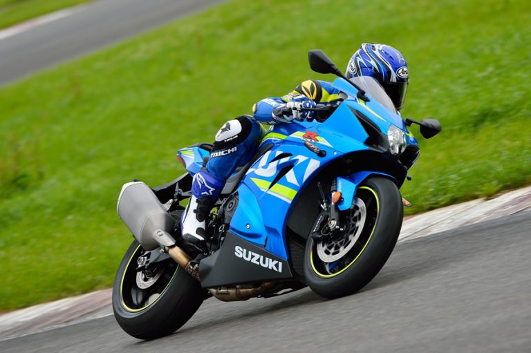 First Ride: Suzuki GSX-R1000 2017