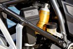 P90235509_highRes