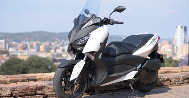 Yamaha X-Max 300 – First Ride Impressions!