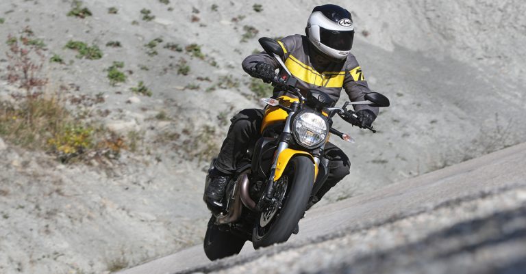 First Ride: Ducati Monster 821