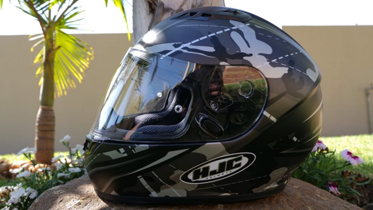 Helmet Review: HJC CS – 15