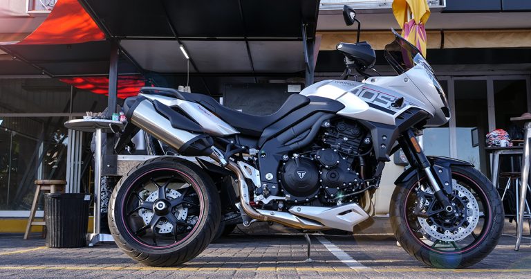 TRIUMPH 1050 TIGER SPORT – a Tiger for the tar.