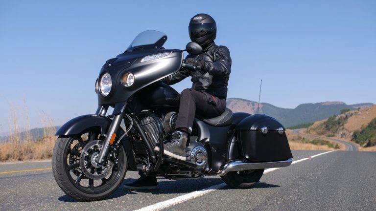 Ride Review: Indian Chieftain Dark Horse
