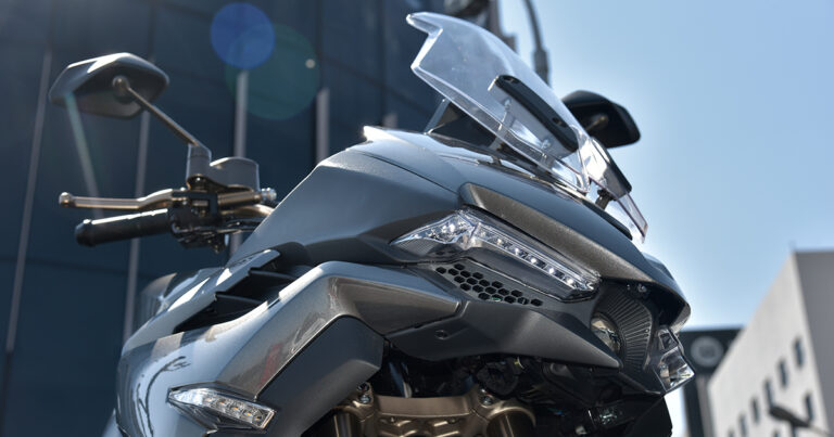 Zontes ZT 310-X: The All-Rounder