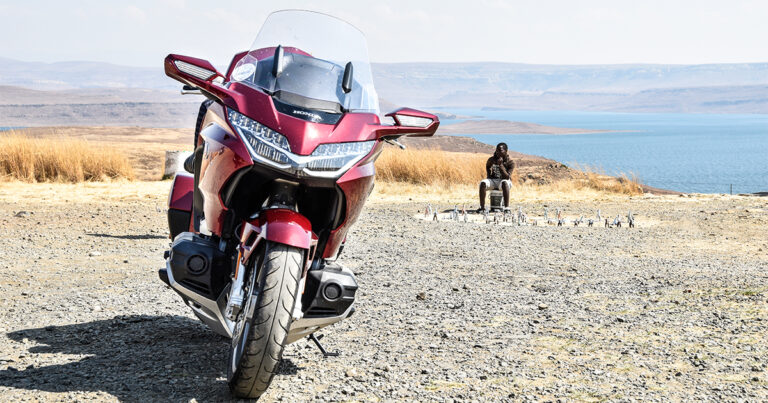 HONDA GOLDWING GL1800  – The Quintessential Ultra Long Distance Tour de Force