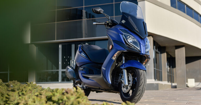 KYMCO G-Dink 300i ABS – the smooth and svelte city slicker