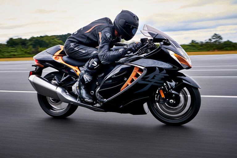 The ‘Busa’s Back: Meet the 2021 Suzuki Hayabusa