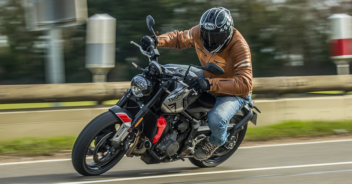 Triumph Trident 660 (2021) Review - Shocked Sockets