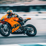 392429_MY22_ KTM RC 8C_ Static_ Mika Kallio