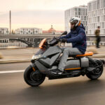 P90428708_highRes_the-new-bmw-ce-04-th