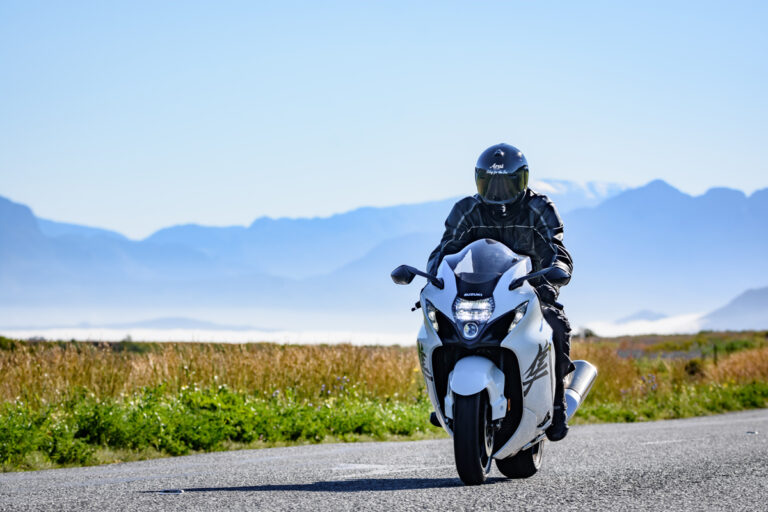 2021 Suzuki Hayabusa – The STARSHIP ENTERPRISE of motorcycling