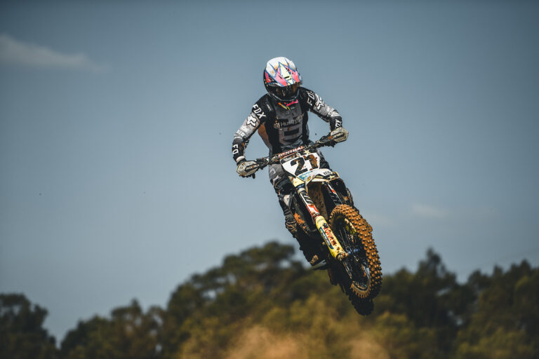 Van der Vyver Edges His Way Back To The Top