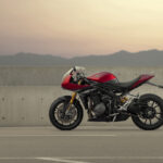 Speed-Triple-1200-RR_MY22_27A0094-1_ML