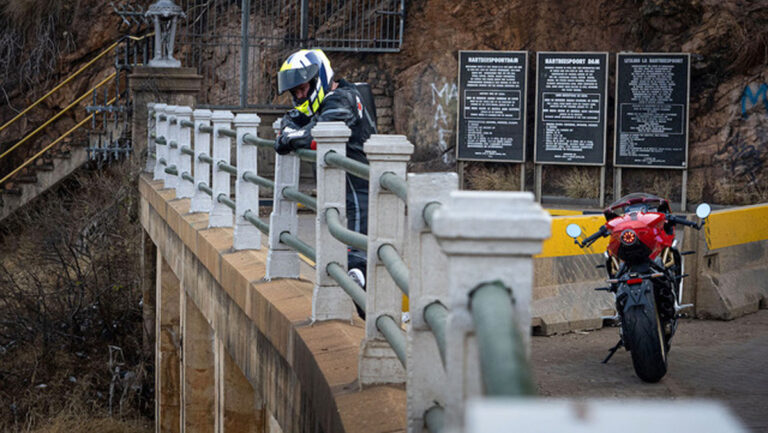 Dam Bike Meander – The Amazing Race on motorcycles
