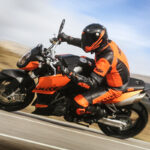 65881_990 super duke action