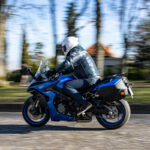 SUZUKI_GSXS1000GT-22