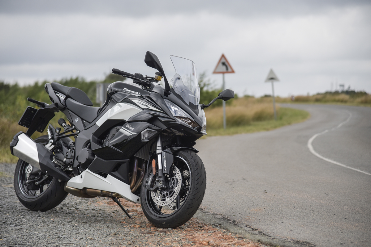 Kawasaki Ninja 1000 SX – The thinking man's Ninja for the real world - ZA  Bikers