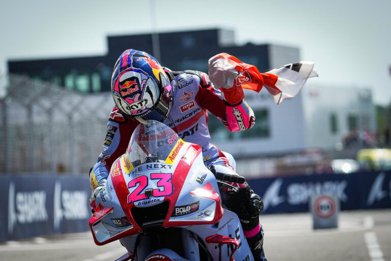 MotoGP Le Mans – The Pressure Cooker
