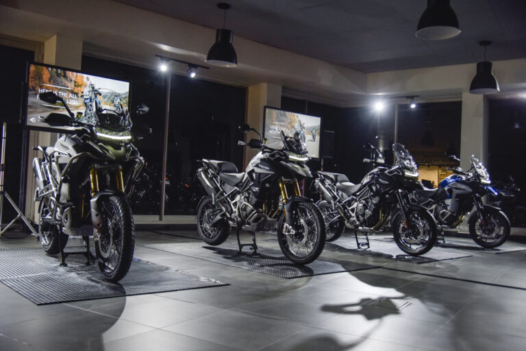 First Look: The 2022 Triumph Tiger 1200