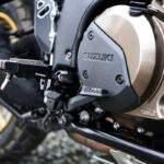 dl1050rr_rjm3_action_23