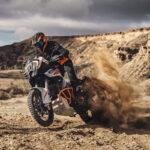 371669_MY21 KTM 1290 SUPER ADVENTURE R_ Action CAT A_MY21