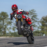 Ducati-Monster-SP-MY23-cropoverview-gallery-01-1920×1080