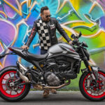 Ducati_Monster_overview_01_gallery_1920x1080
