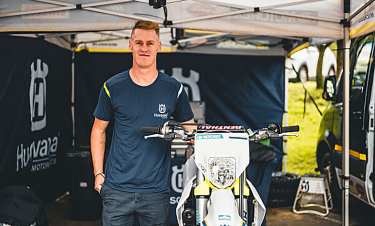 Swanepoel To Star Solo At The Roof Of Africa 2022