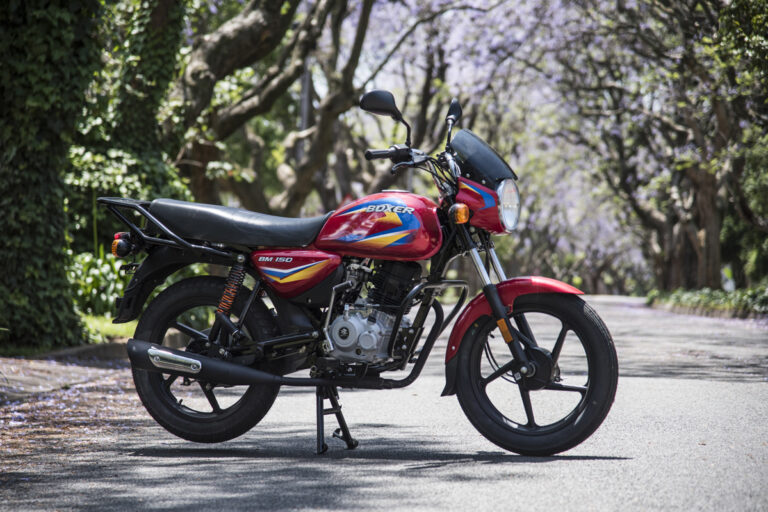 A New Lightweight in Town: Bajaj Boxer 150