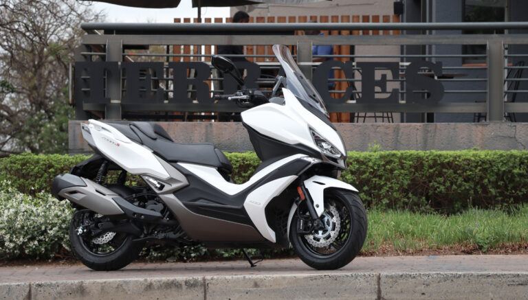 Kymco XCITING S 400i – An Urban Mobility Masterpiece