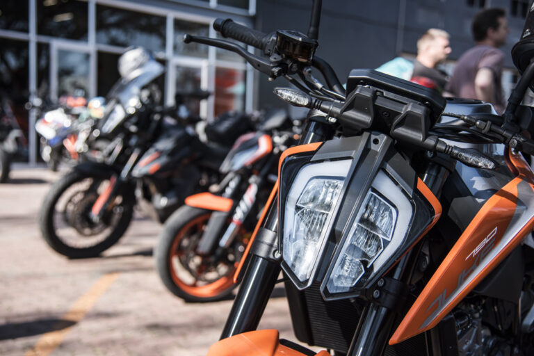 Social Sunday Breakfast Run with RAD_KTM