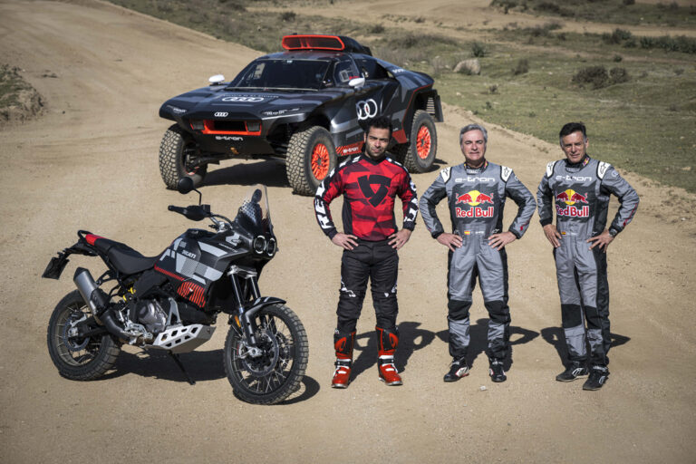 Ducati DesertX – New RR22 Dakar Rally Inspired Livery