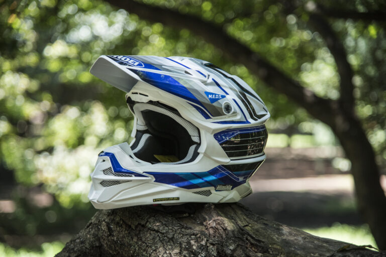 Spotlight: Dirt Bike Apparel from AMP