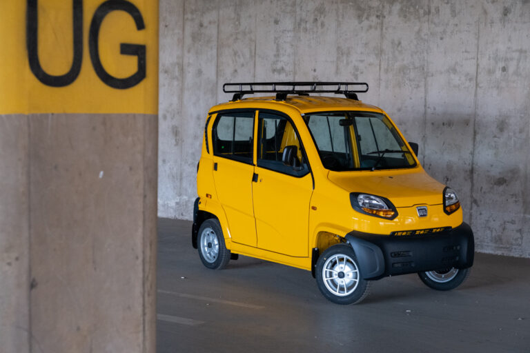 Bajaj Qute: A motorcycle in disguise