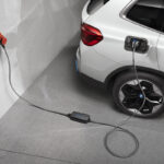 P90403805_highRes_bmw-ix3-flexible-fas