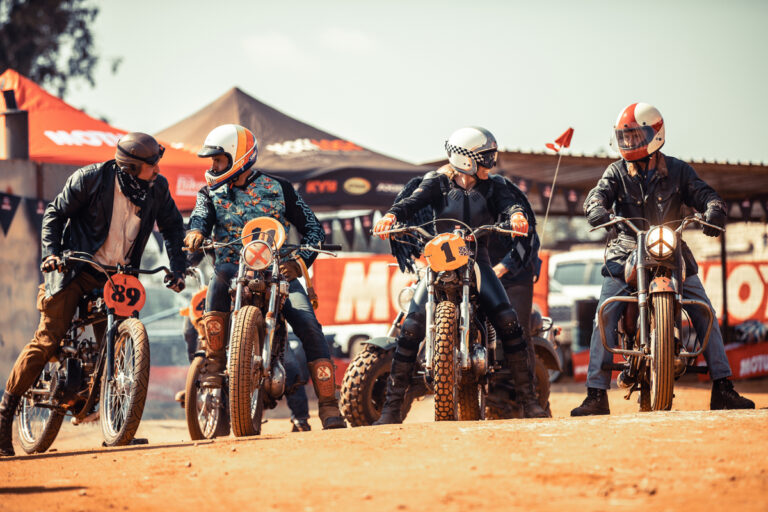 Twist on the Right and Turn Left – Stofskop is Back!