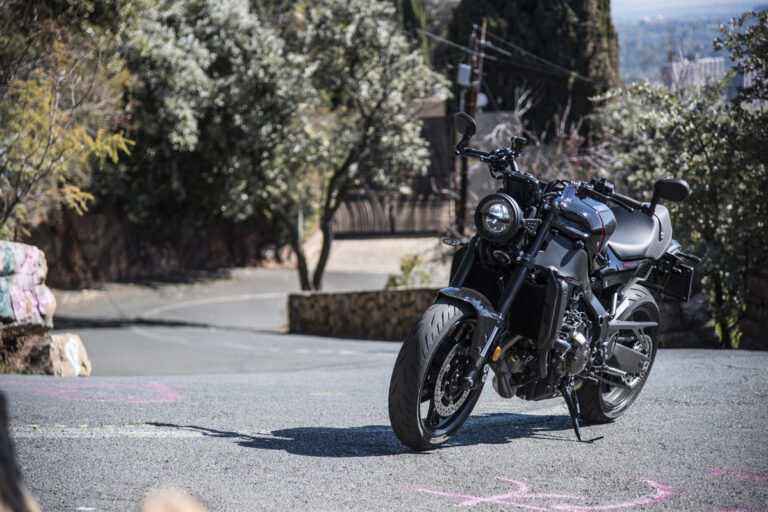 Yamaha XSR900 – A Mixture of Mature Styling and Potent Japanese Engineering