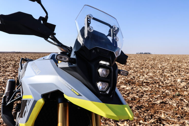A sneak peak at Suzuki’s dashing duo – the V-Strom 800 DE and GSX-800 S
