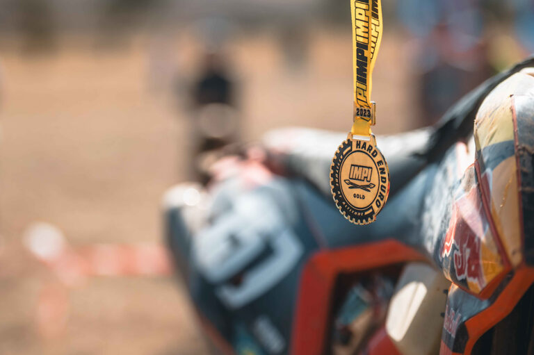 Slater Crowned IMPI King