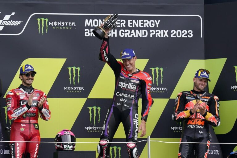 MotoGP Great Britain: Rain In No Way Stops Play