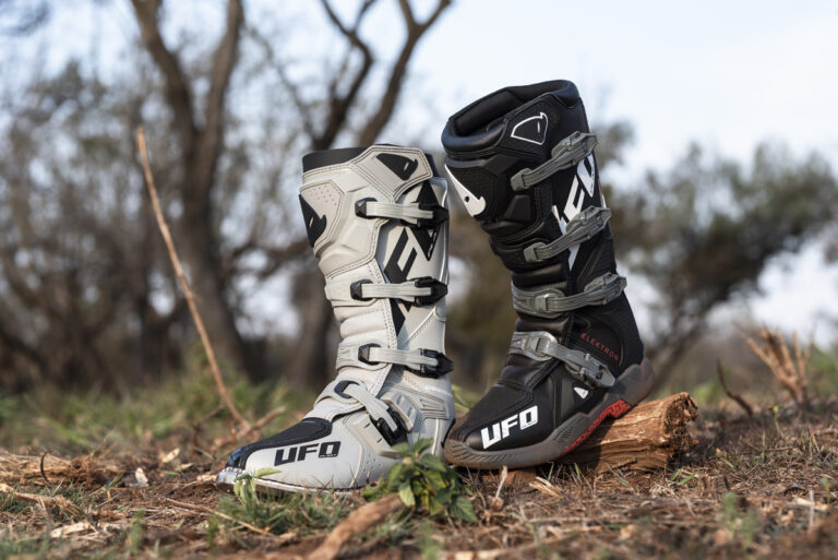 Mud Slinging with UFO Plast –  Elektron vs Obsidian MX Boots