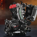 1037×573-Unique-reverse-inclined-DOHC-engine