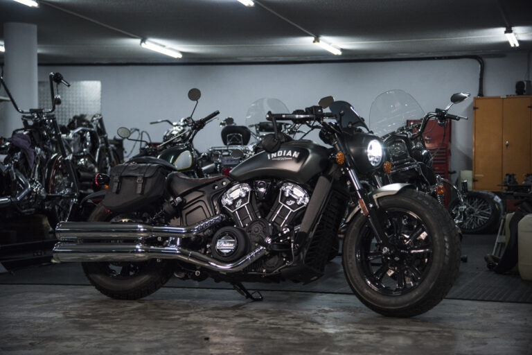 Indian Scout Bobber – Stripped Down American Muscle