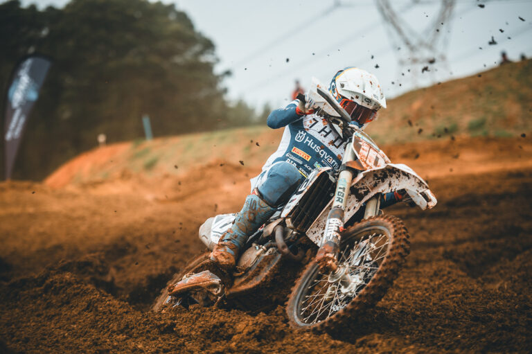 Du Toit Steals The Show