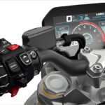 P90593413_highRes_the-new-bmw-r-1300-r