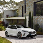 P90550934_highRes_the-all-new-bmw-m135